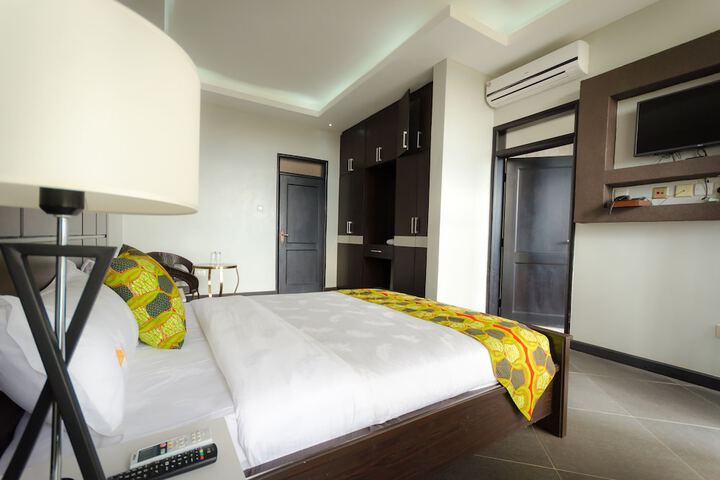 Room 10 of 41
