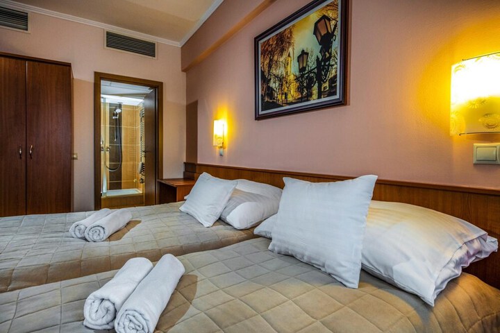 Room 14 of 31