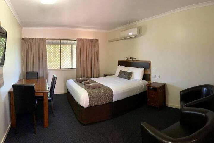 Room 3 of 13