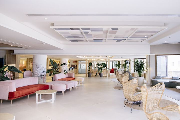 Lobby Entry