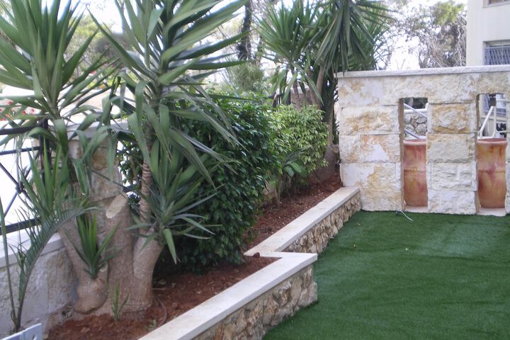 Property Grounds 62 of 78