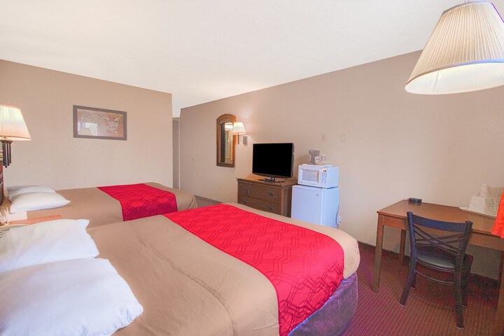 Room 8 of 47