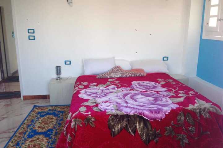 Room 4 of 151