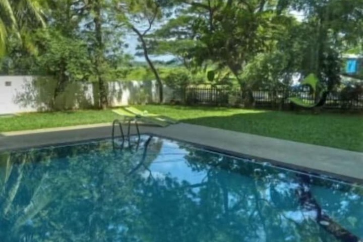 Pool 19 of 29