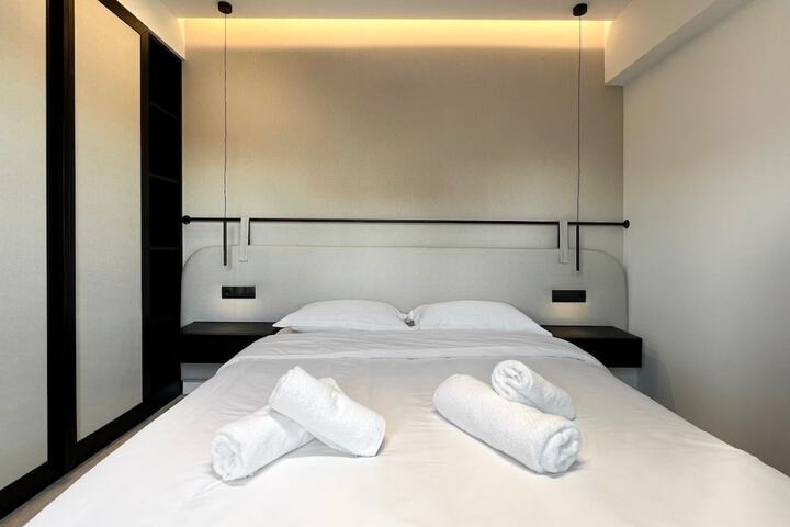 Room 15 of 49