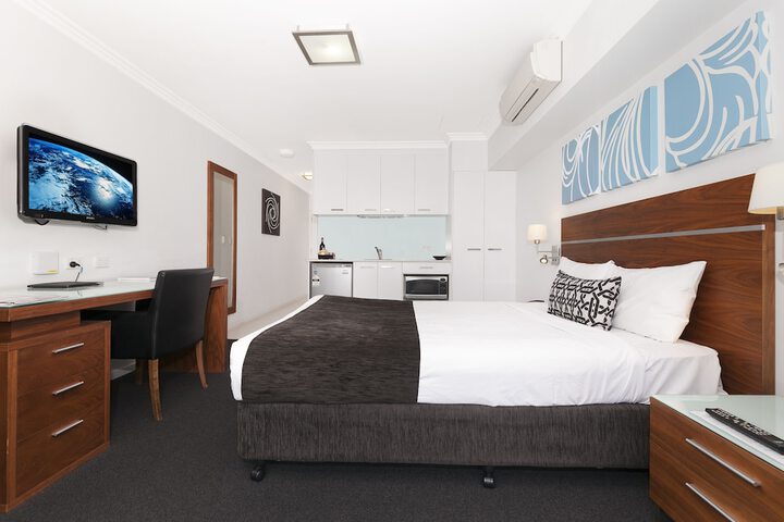 Room 6 of 35