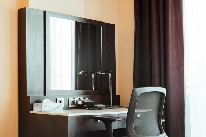 Room 5 of 44