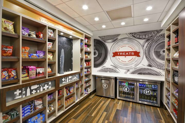 Snack bar