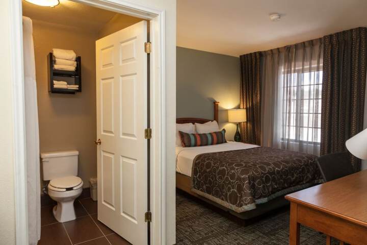 Room 15 of 53