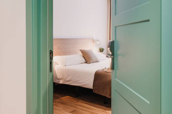 Room 9 of 21