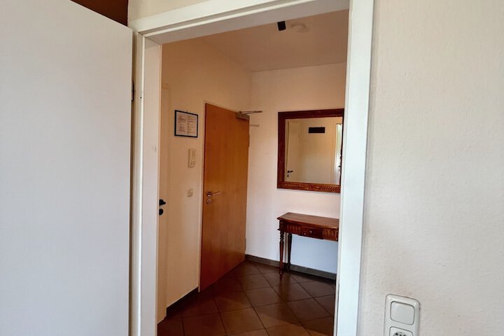 Room 48 of 131