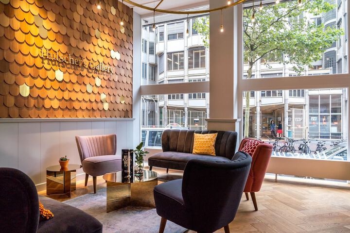 Guest Lobby