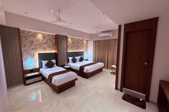 Room 20 of 74