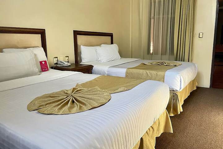 Room 7 of 32
