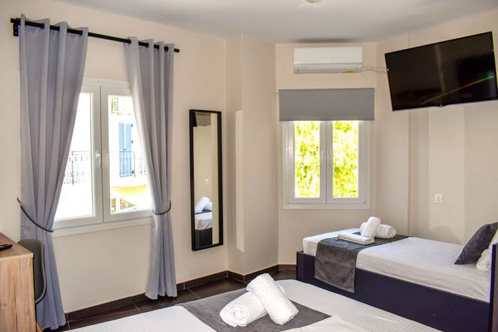 Room 14 of 61