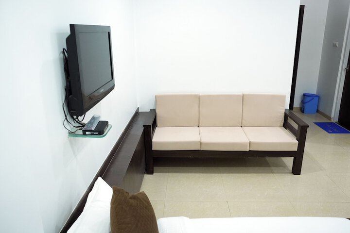 Room 19 of 42