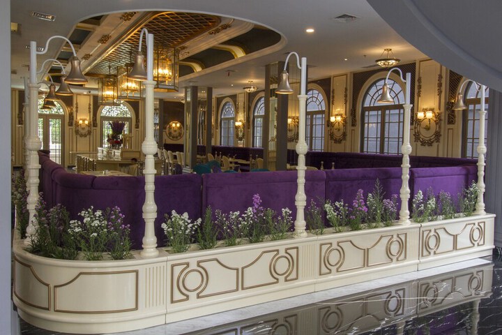 Hotel 5 of 50
