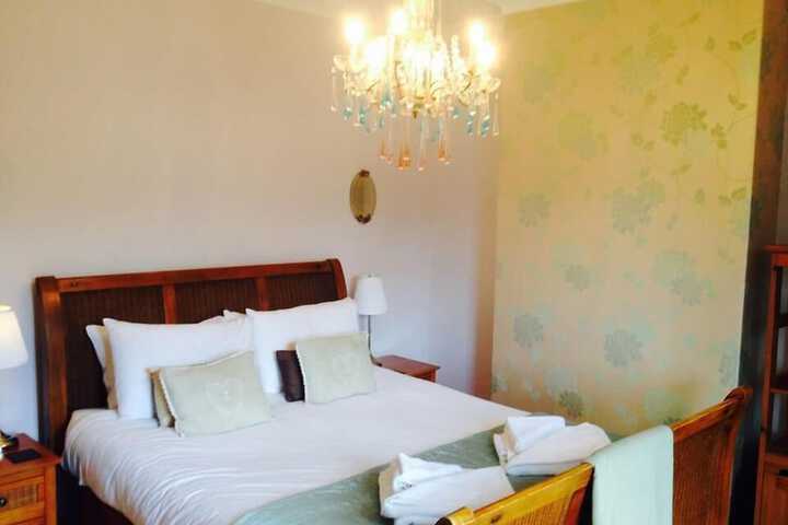 Room 18 of 37