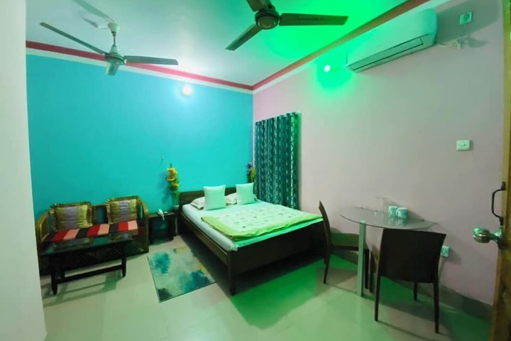 Room 21 of 37