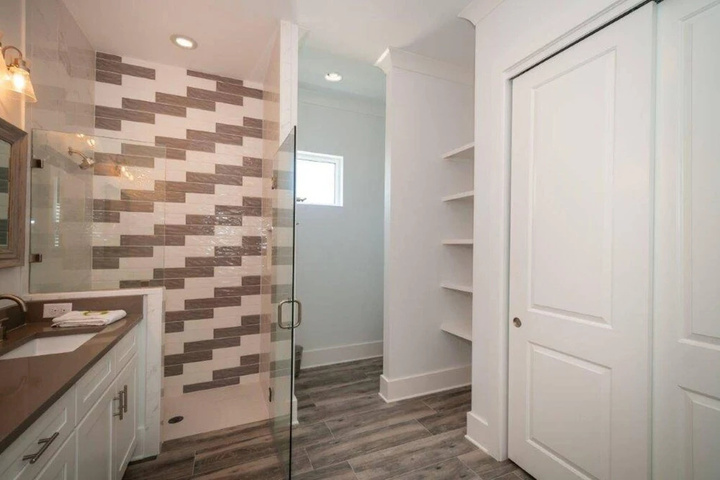 Room 3 of 22