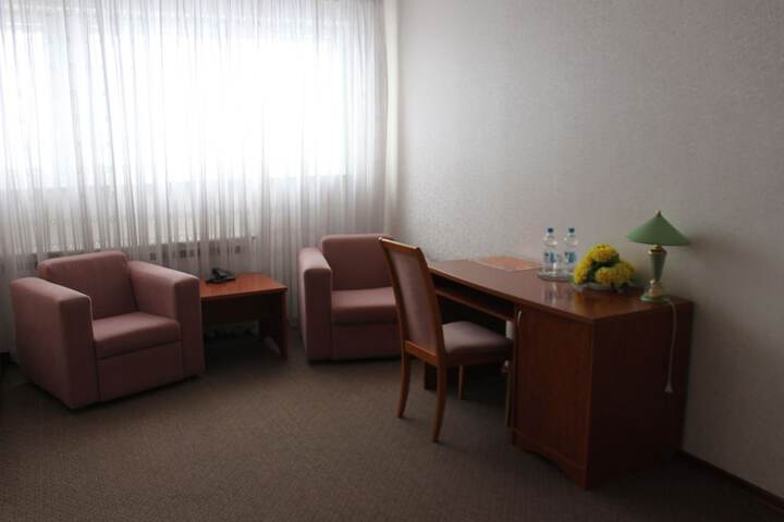 Room 19 of 40