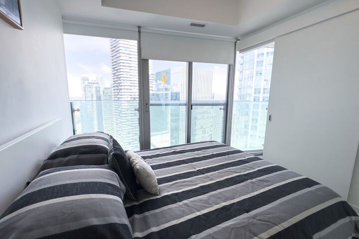 Room 3 of 23