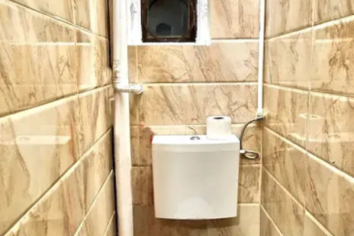 Room 9 of 19