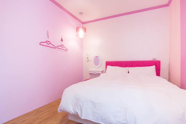 Room 12 of 39