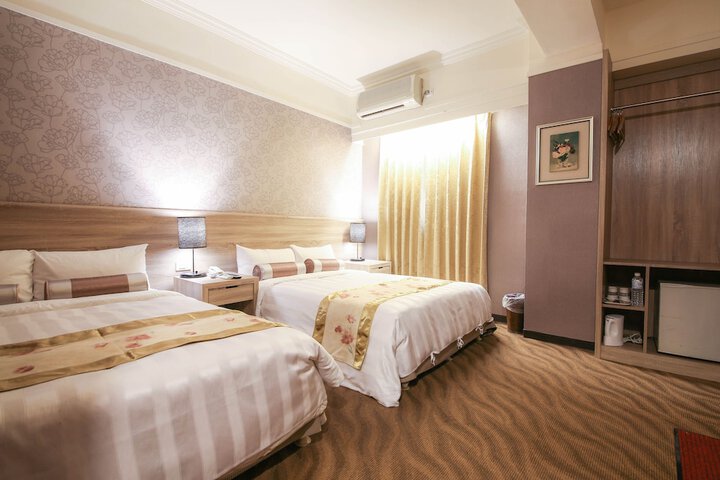 Room 13 of 39
