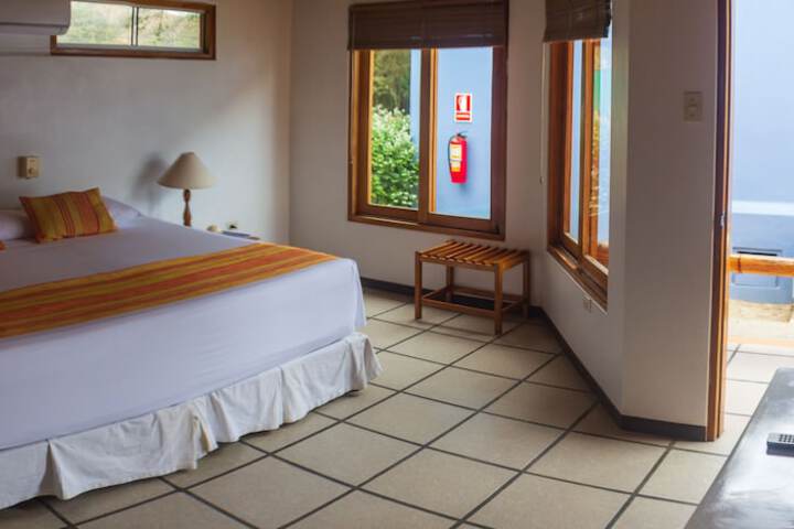 Room 27 of 107