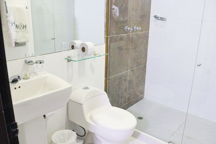 Room 15 of 21