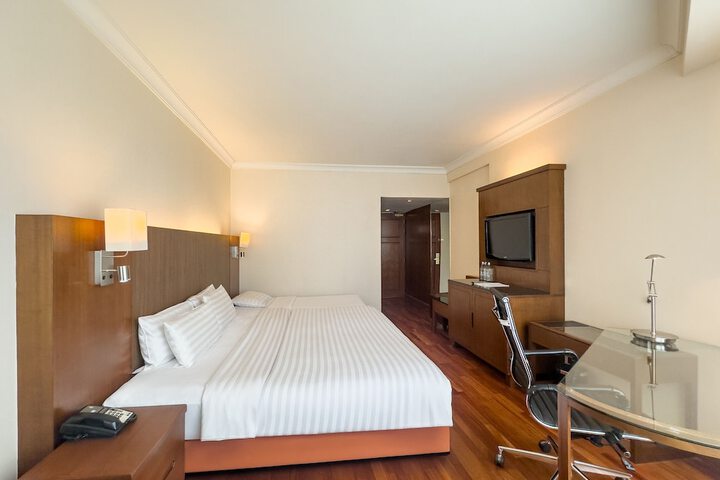Room 7 of 86