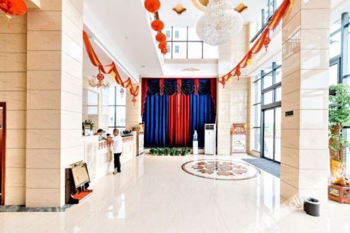 Hotel Interior 6 of 11