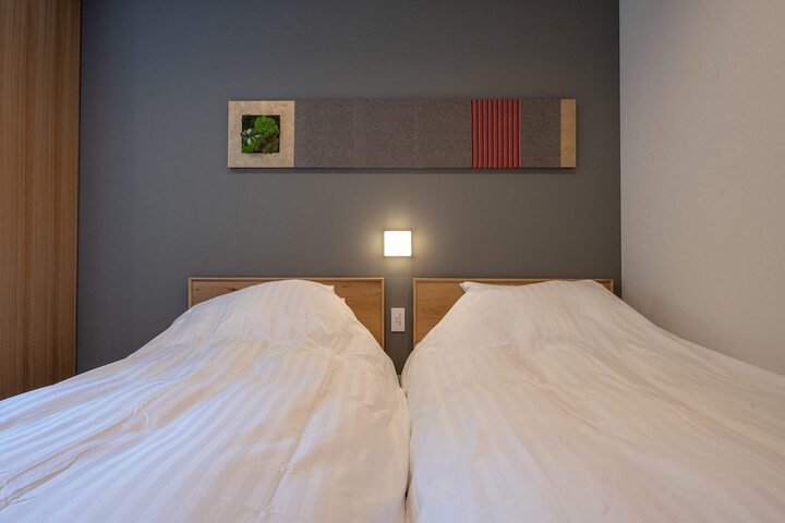 Room 10 of 53