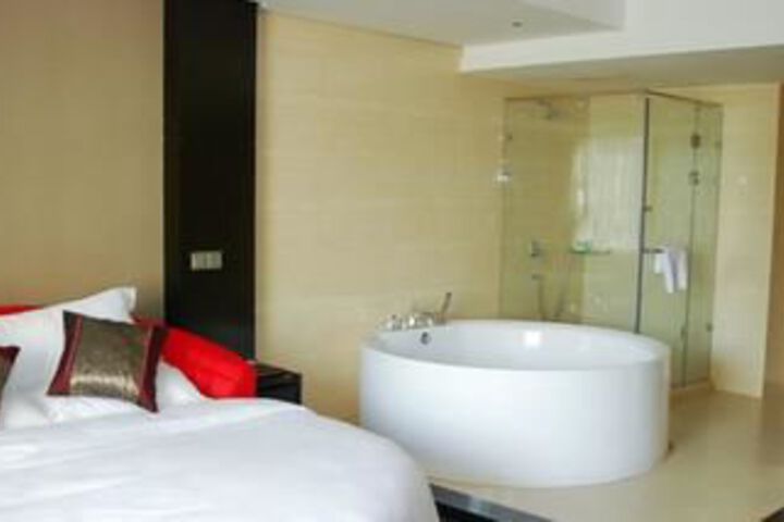 Room 19 of 49