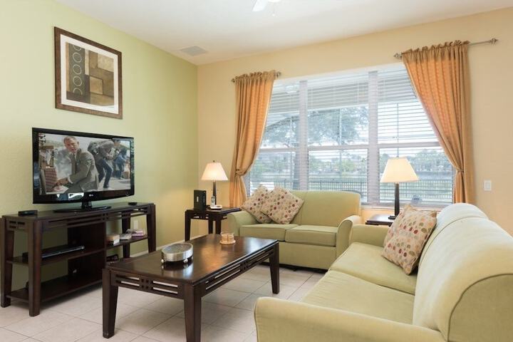 Room 305 of 414