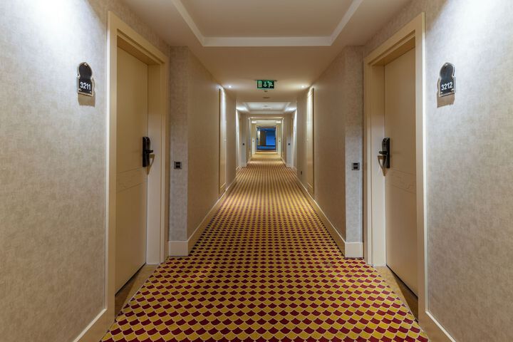 Room 39 of 165