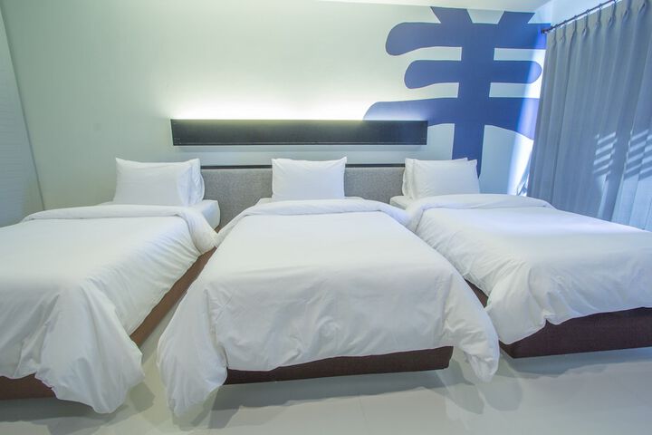 Room 20 of 39