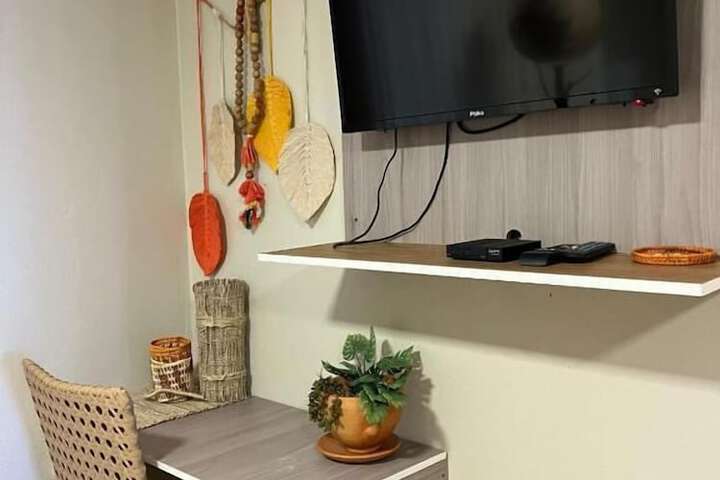 Room 4 of 10