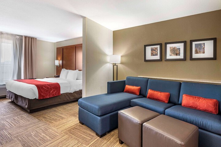 Suite 2 Queen Beds (5 of 27)