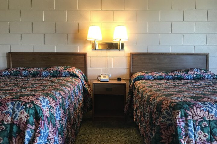 Room 5 of 15