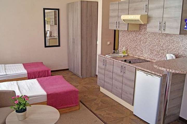 Room 19 of 68