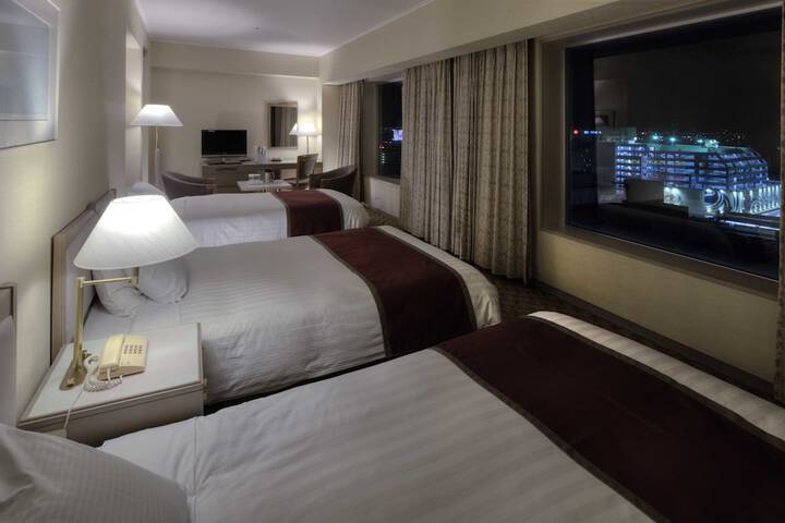 Room 14 of 38