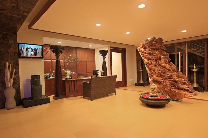 Hotel 3 of 79