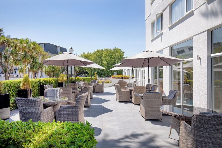 Terrace/Patio 25 of 64
