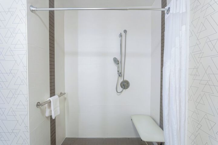 Room 18 of 50