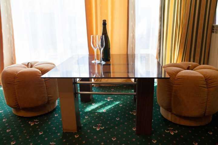 Room 40 of 53