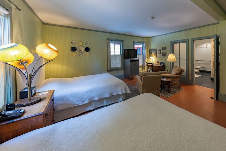 Room 15 of 89