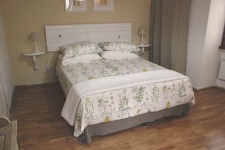 Room 13 of 31