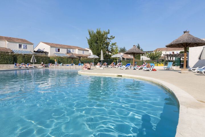 Hotel Pool